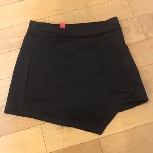 Black skort!